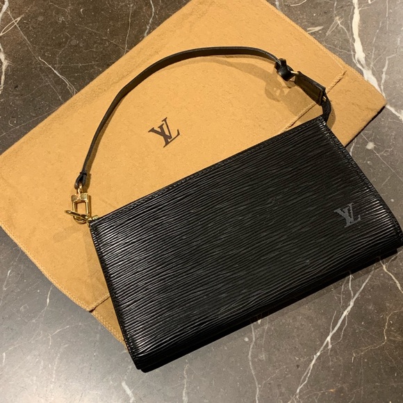 epi pochette louis vuitton
